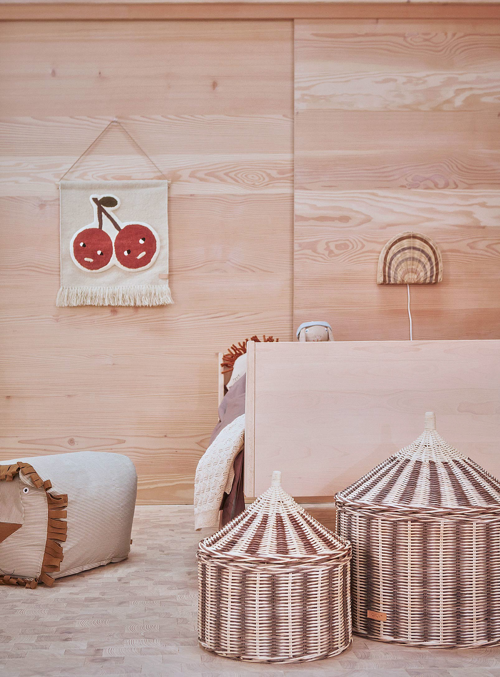 OYOY Living design - Tufted cherry wall decor