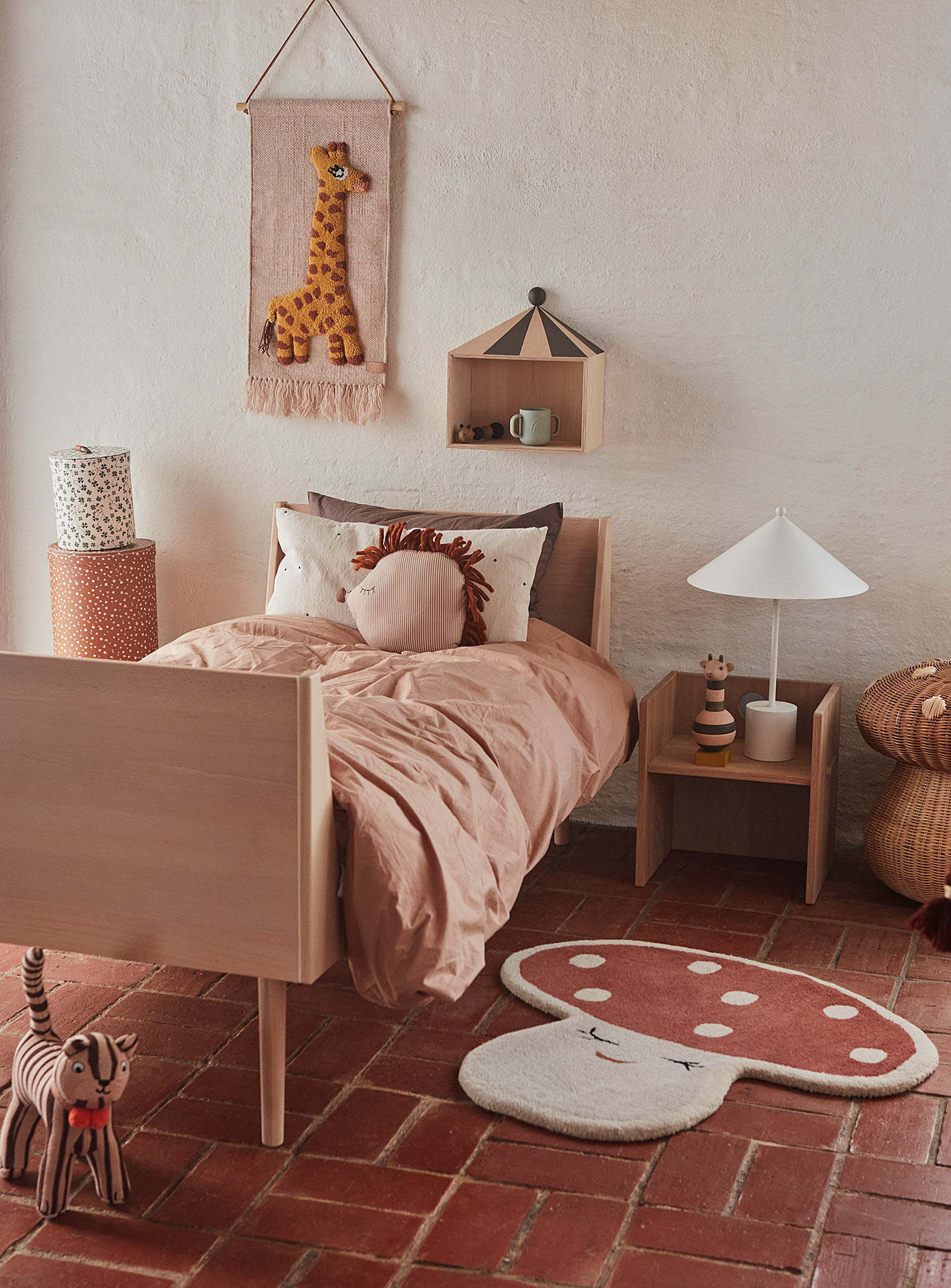 OYOY Living design - Cute mushroom rug 75 x 77 cm