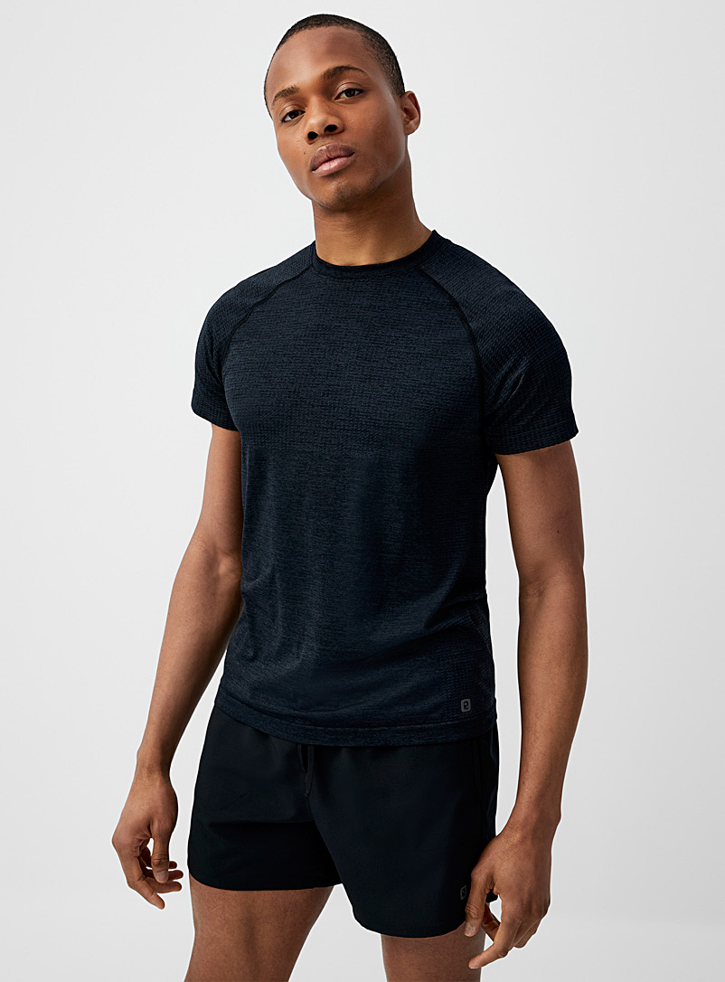 Workout Gear for Men | Simons Canada