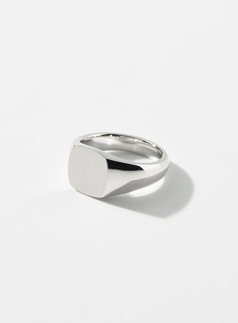 Kay satin-finish signet ring product image (primary)