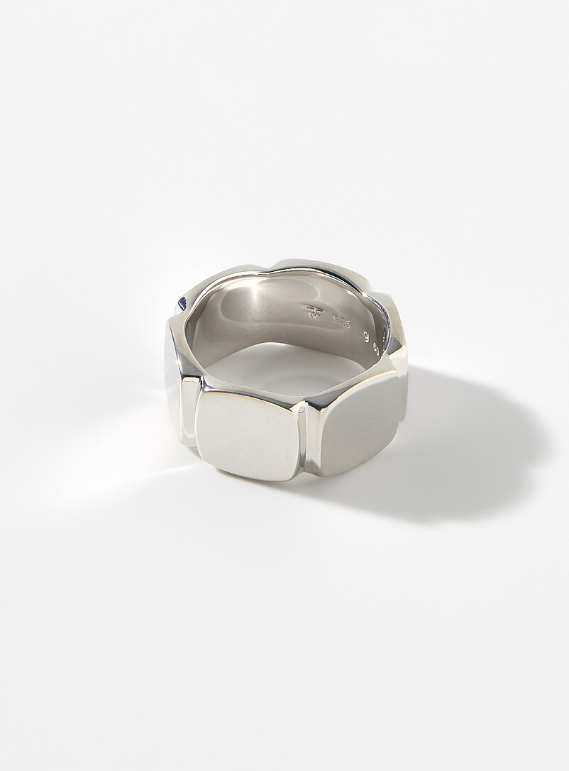 Large Umi six-sided ring product image (primary)