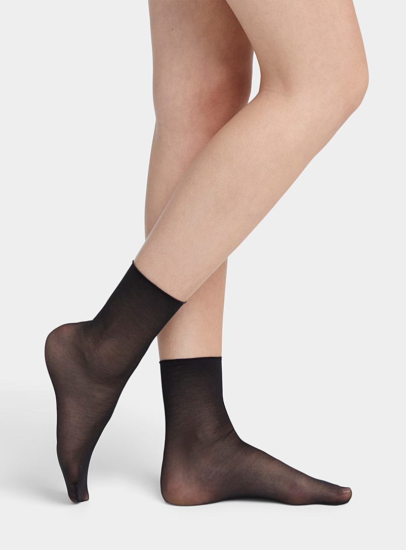 Filodoro Black Rolled-hem sheer ankle sock for women