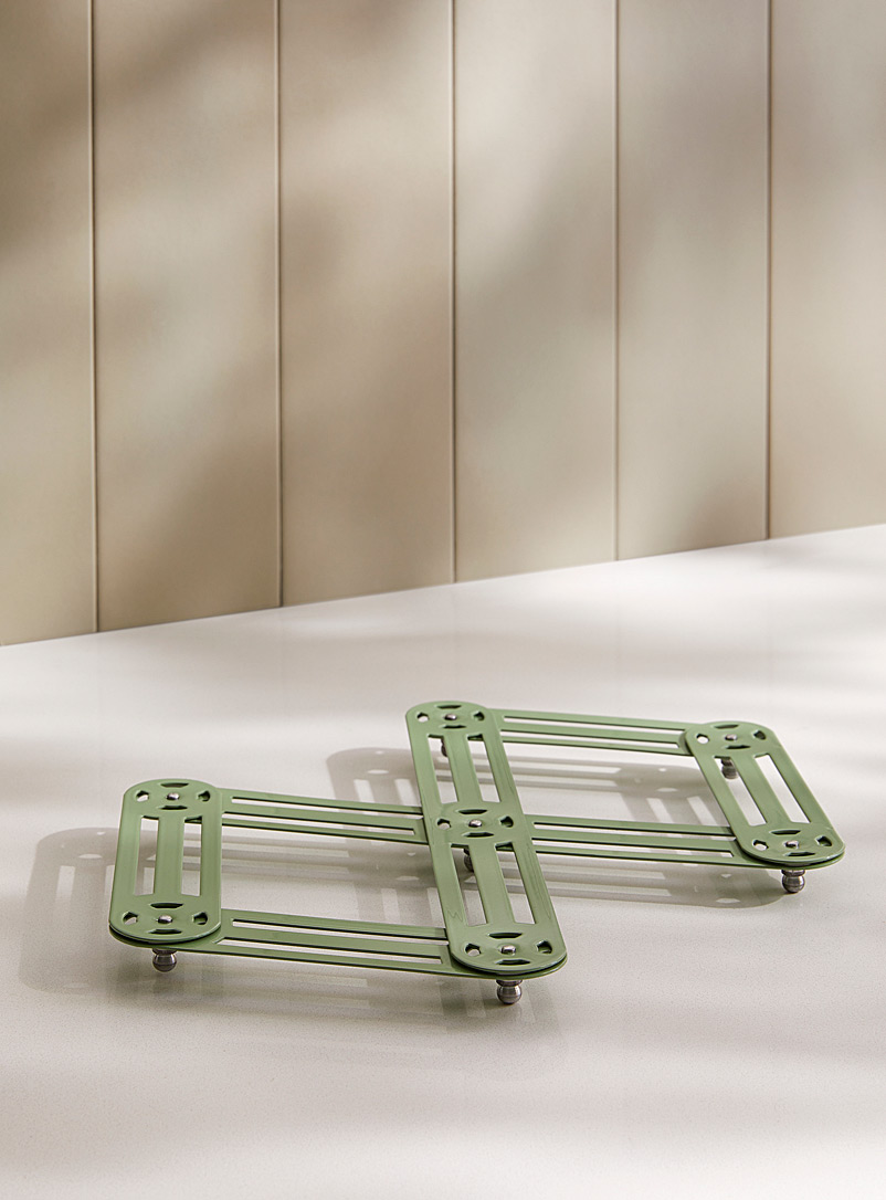 Simons Maison Mint/Pistachio Green Retro foldable trivet 12 x 25.5 cm
