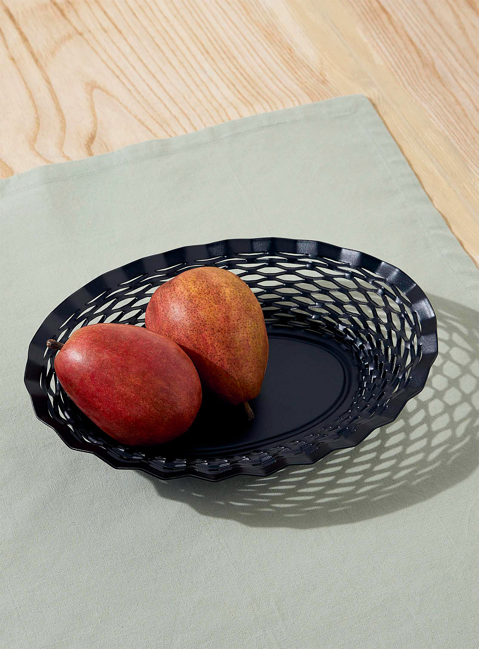 Simons Maison Small Oval Bread Basket In Black