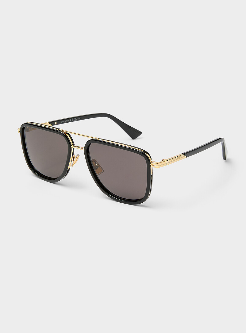 Aviator sunglasses product image (primary)