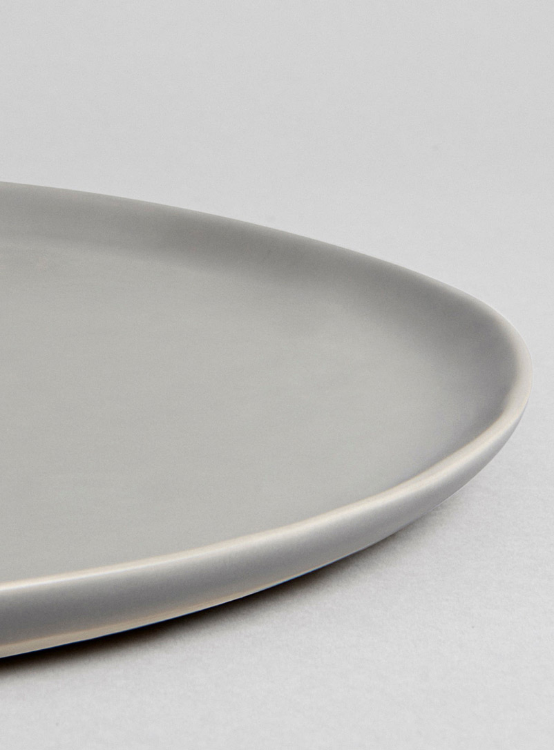 Fable Grey Round stoneware serving tray