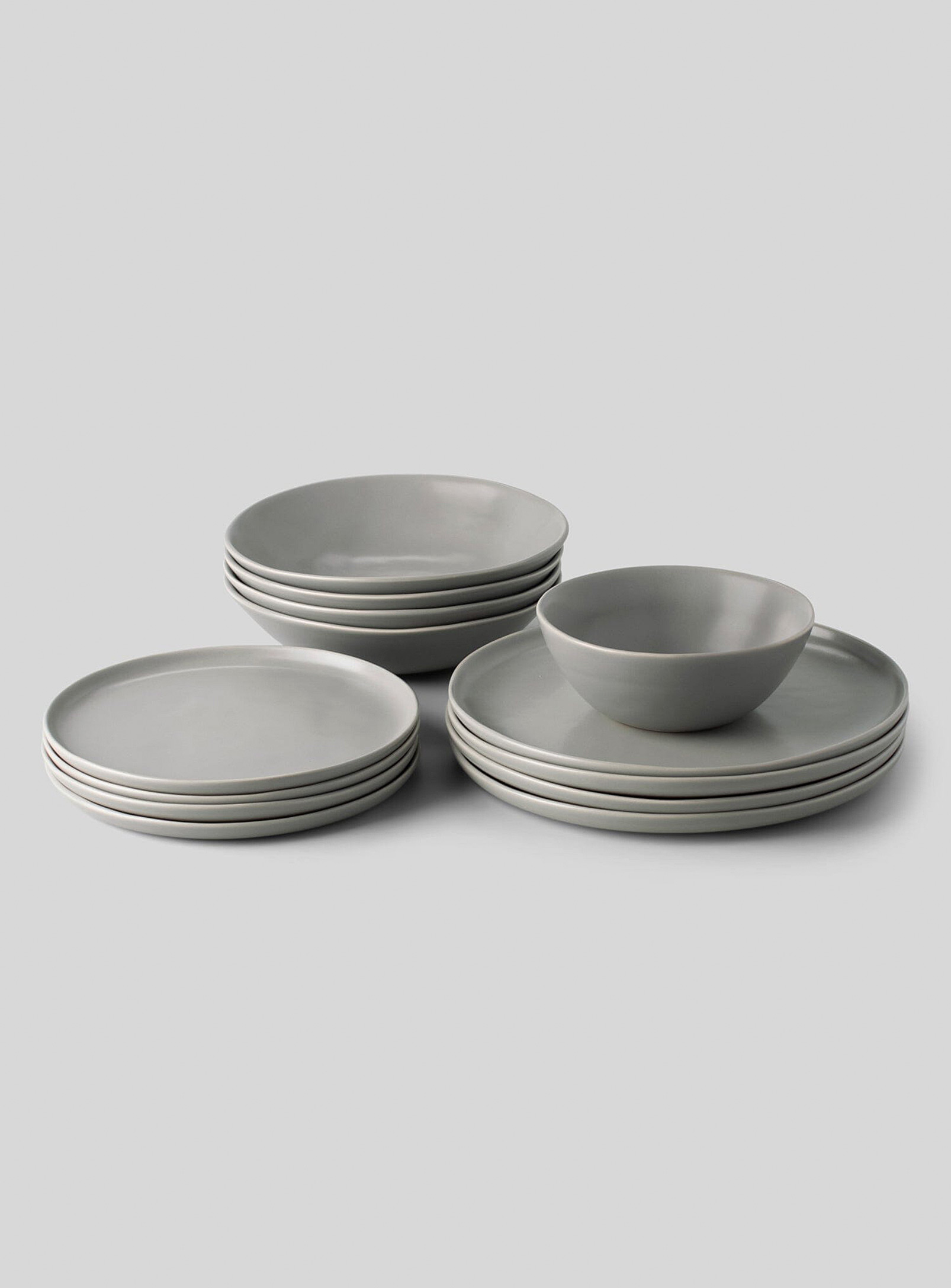 Fable Stoneware Dinnerware Set 16 Pieces In Gray