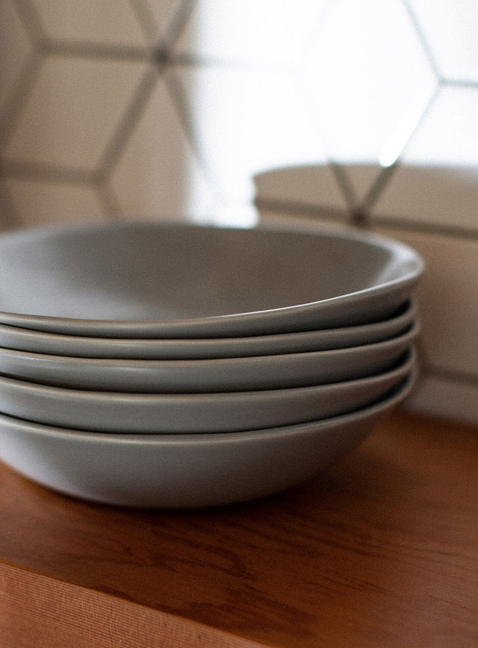 Fable Minimalist Stoneware Pasta Plates Set Of 4 In Gray