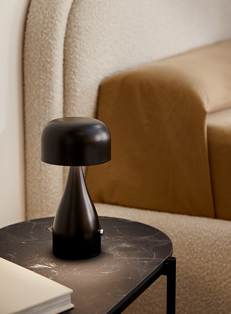 Simons Maison: La petite lampe de table champignon sans fil Noir