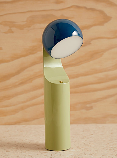 La lampe portable articul&eacute;e g&eacute;o