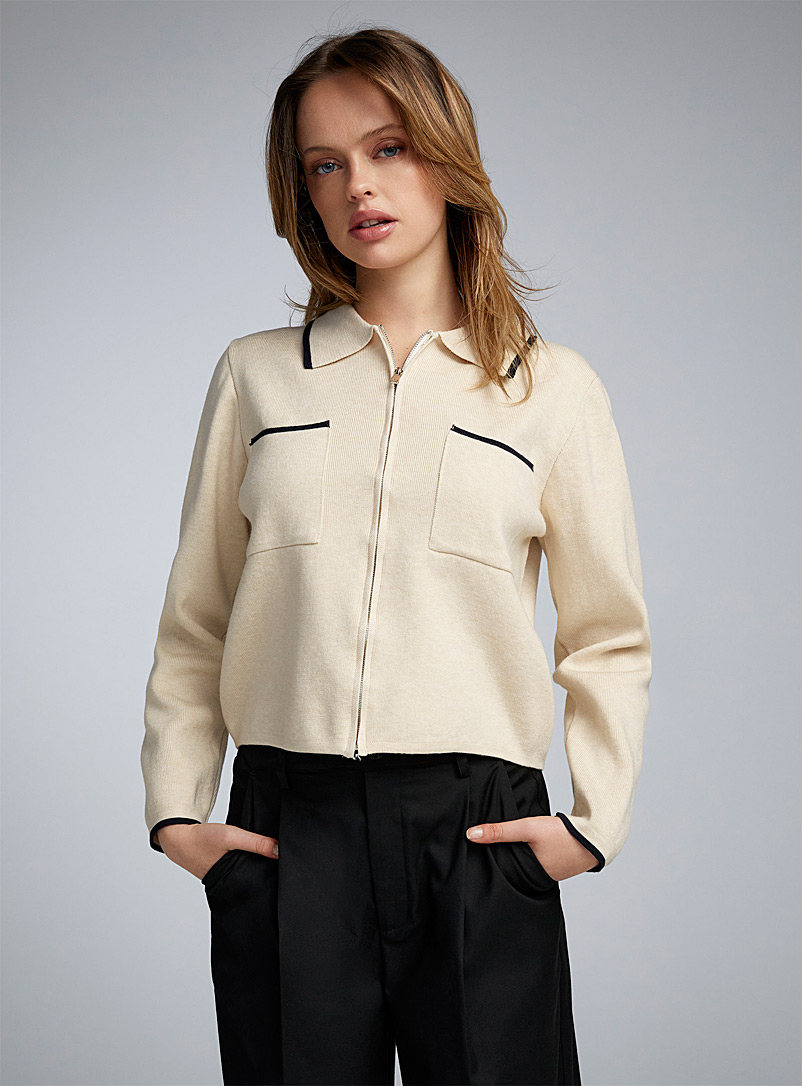 Twik: Le cardigan zippé col polo lignes contraste Beige crème pour femme