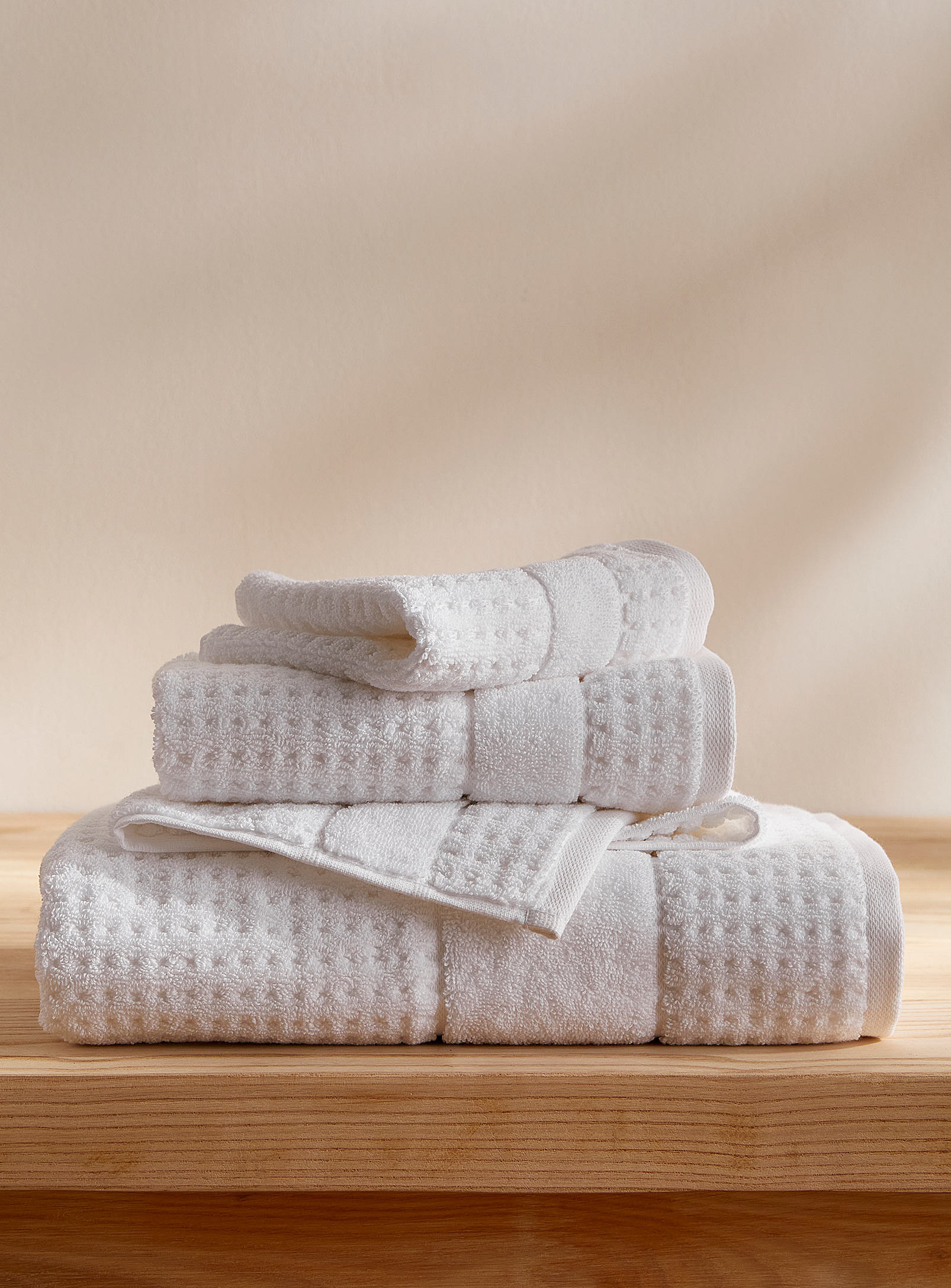 Simons Maison Ultra-soft Brushed Turkish Cotton Towels Durable And Enveloping, Waffled Texture In White