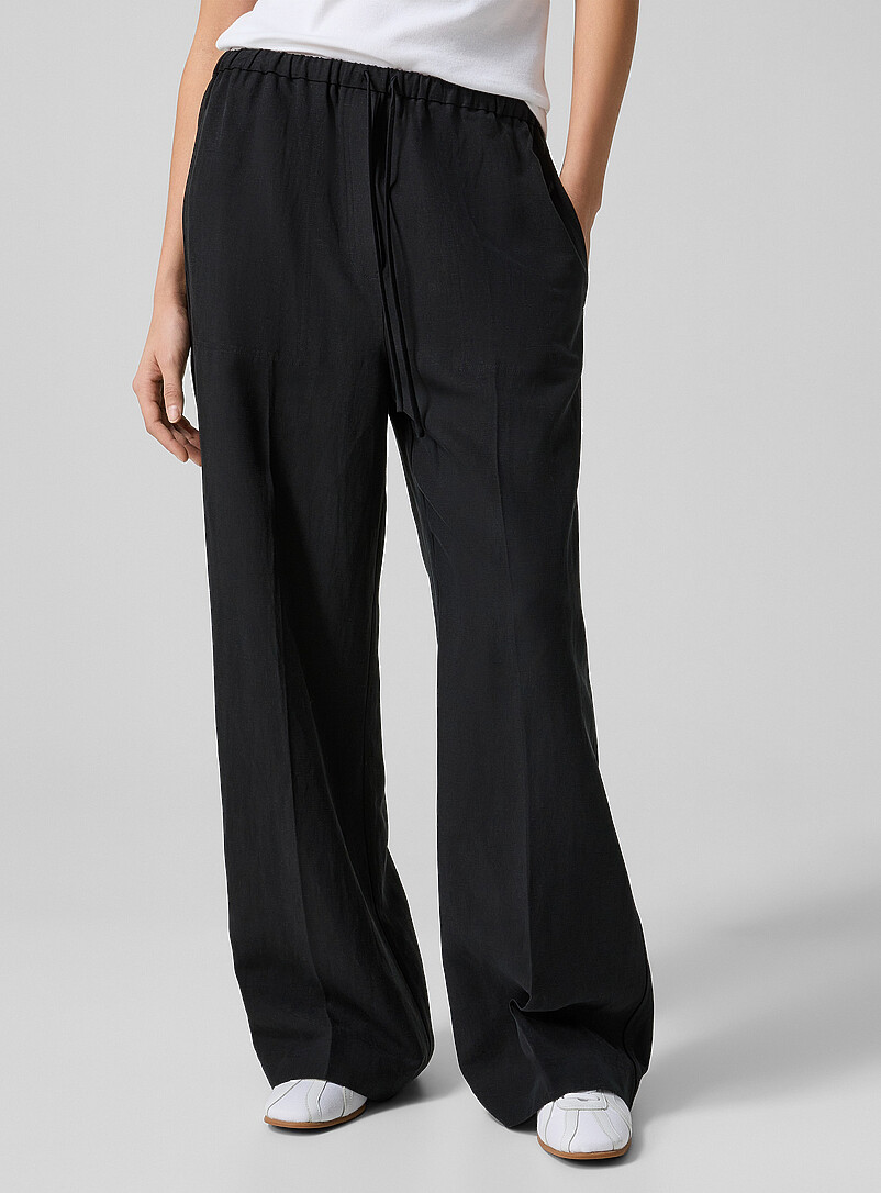 Toteme Black Touch of linen flowy pant for women