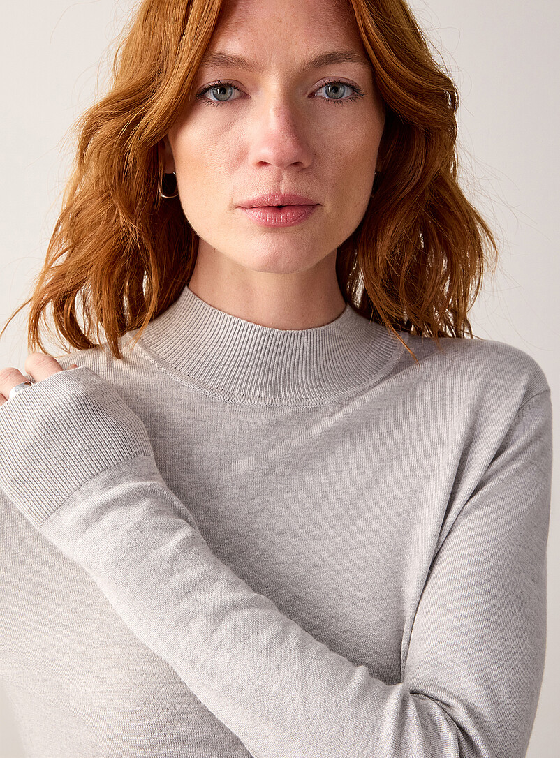 Contemporaine Light Grey Fine knit mock-neck sweater for women