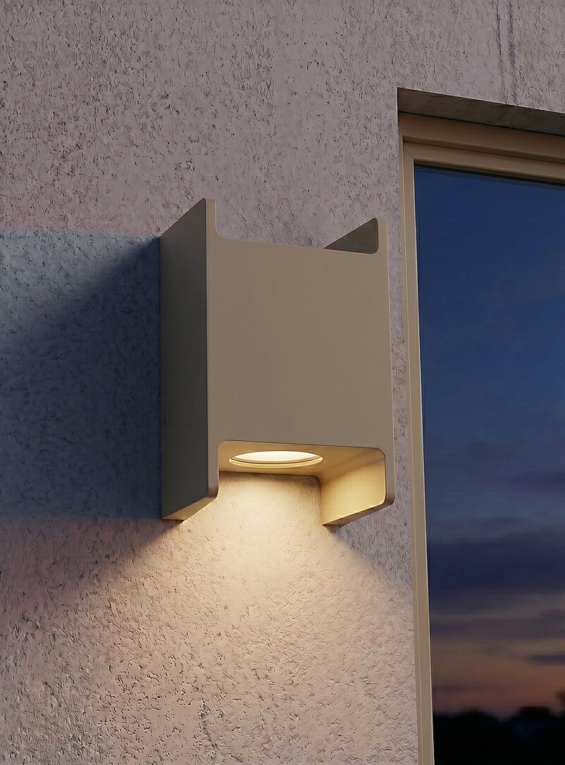 Cast industrial wall sconce Indoor and outdoor product image 2