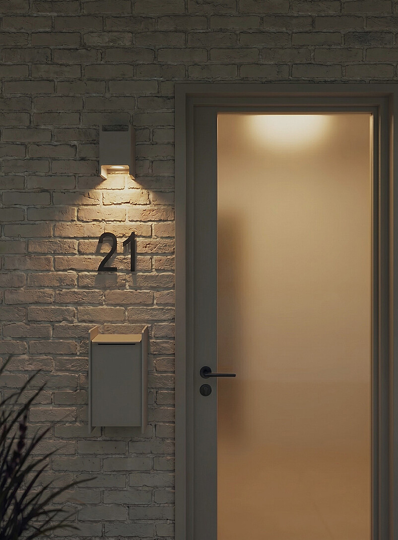 Cast Vertical Mailbox