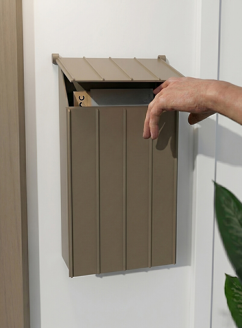 Oslo vertical slatted mailbox product image 2