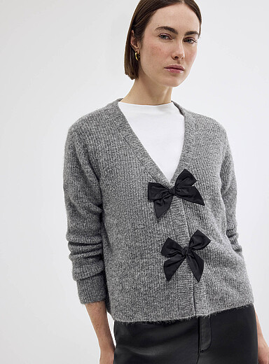 Kaffe: Le cardigan carr&eacute; boucles satin&eacute;es Gris pour femme