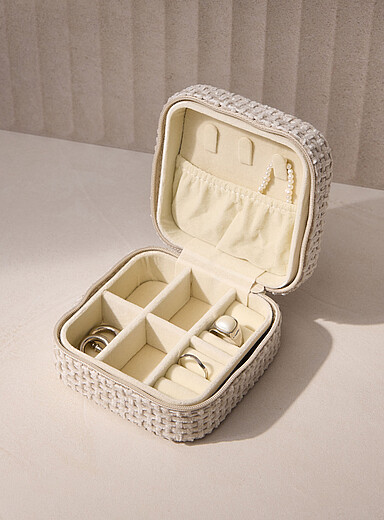 Sqauer beige chenille travel jewellery box