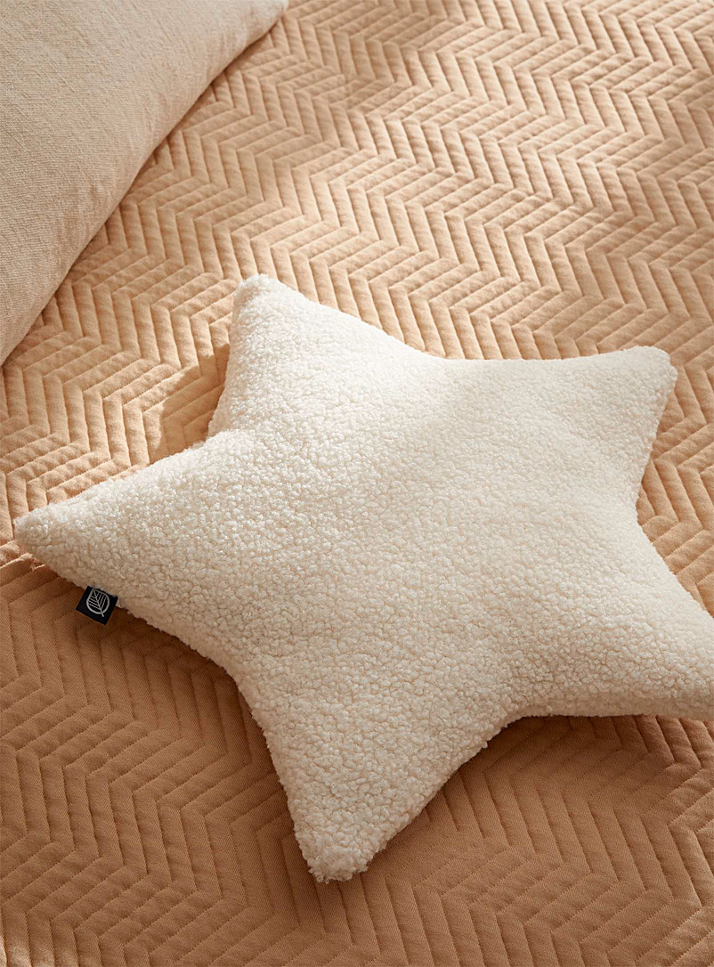 Simons Maison Ivory/Cream Beige Star sherpa cushion 45 cm