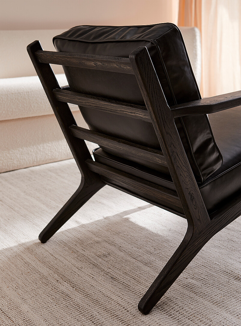 Sleek black leather armchair product image 3