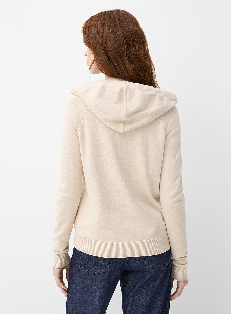 Contemporaine: La veste &agrave; capuche doux tricot unie Noir pour femme