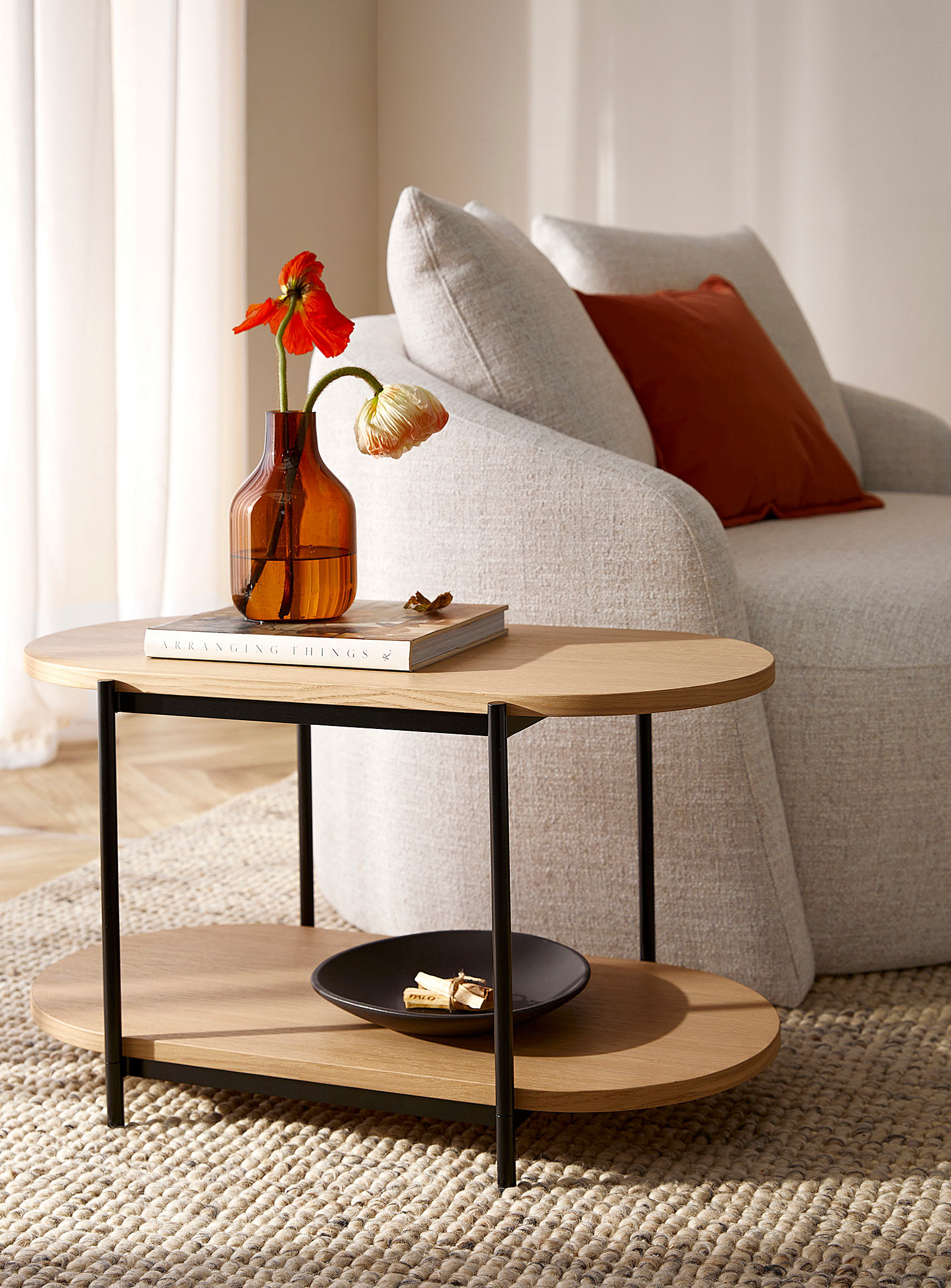 Vilmers - Format rounded side table