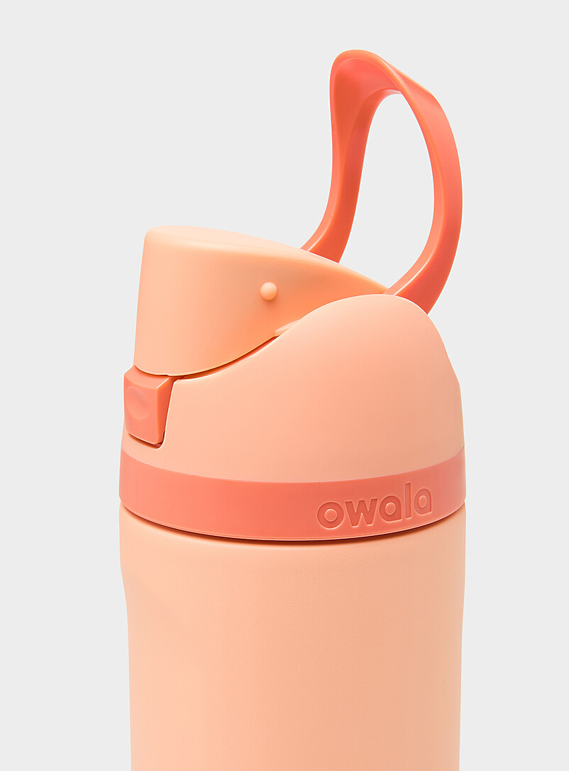 Owala Pink FreeSip colourful insulated bottle 24 oz. for women