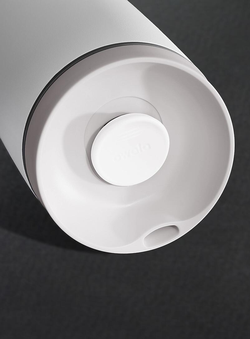 Owala: La tasse isotherme SmoothSip 12 onces Bleu p&acirc;le - Bleu ciel