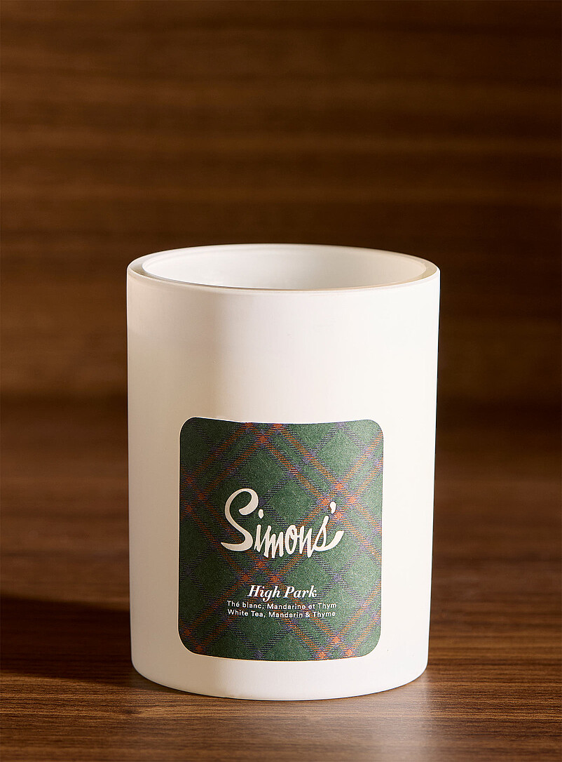 Canadian-inspired scented candle Our History, Our Heritage Collection product image (primary)