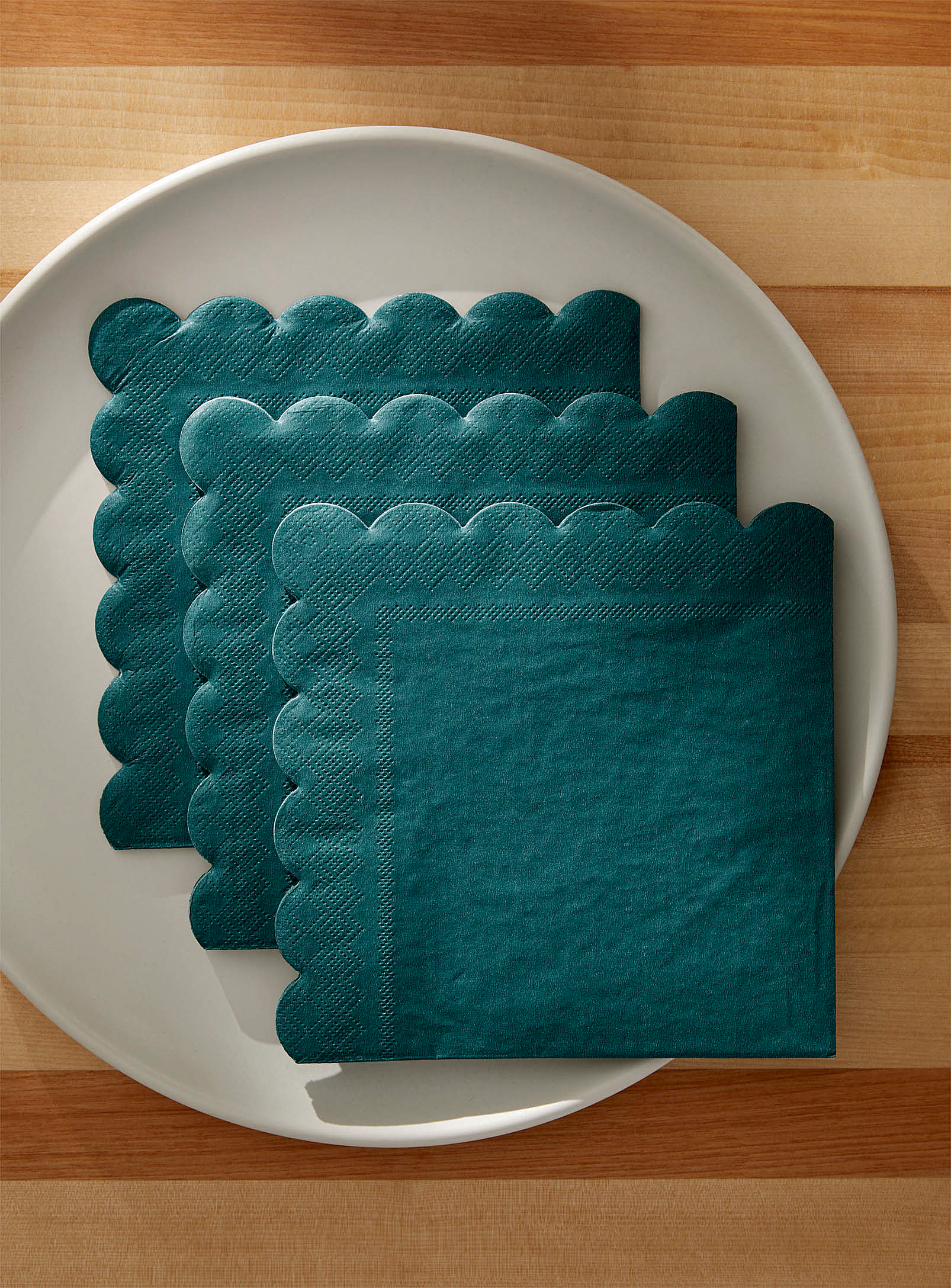 Meri Meri Scalloped Edging Plain Paper Napkins 16.5 X 16.5 Cm. Pack Of 20. In Slate Blue