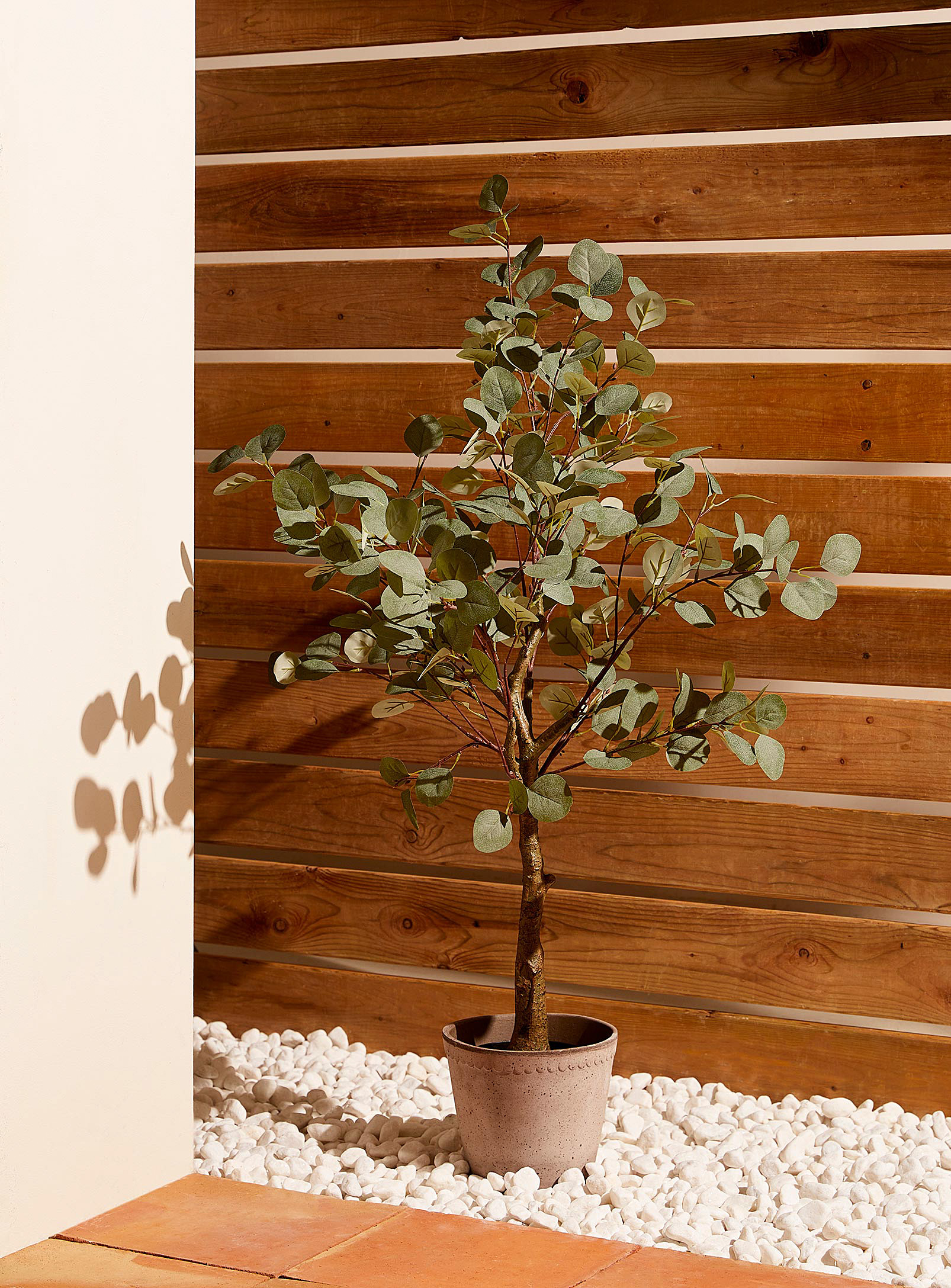 Simons Maison - Artificial eucalyptus plant In decorative pot