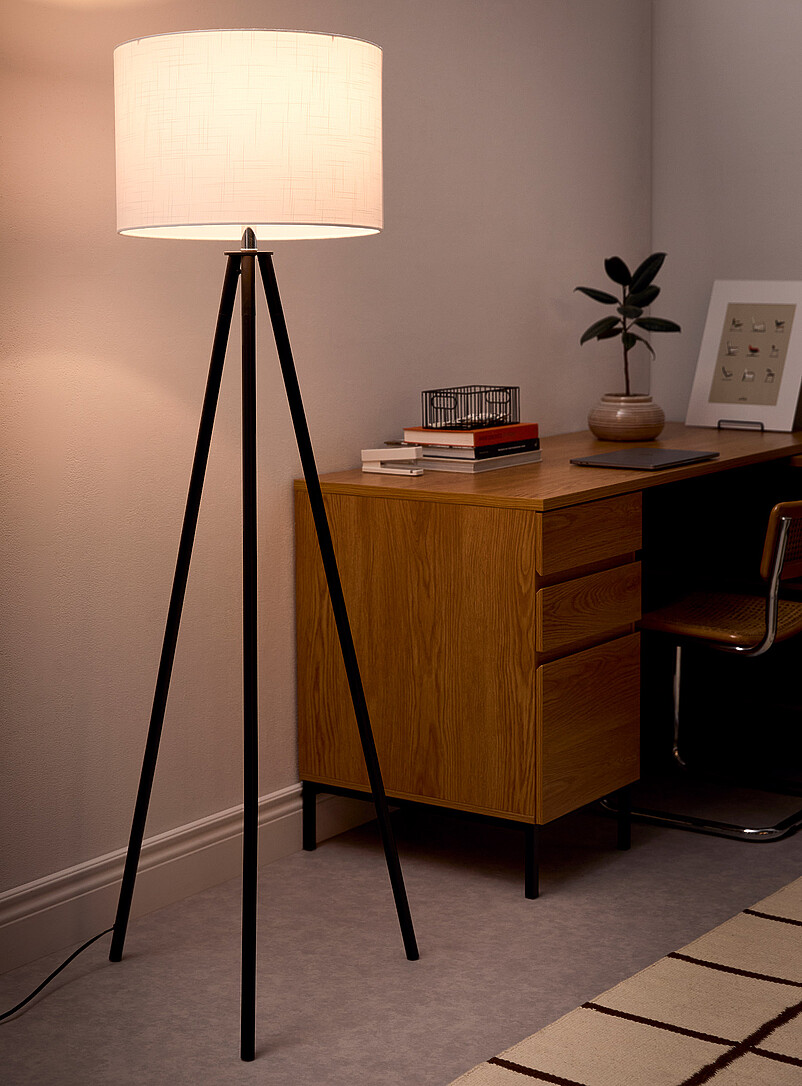 Linen lampshade metal tripod lamp product image 2