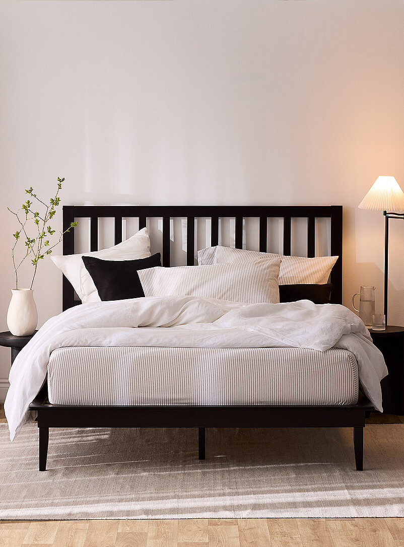 Black platform bed frame Queen size product image 2