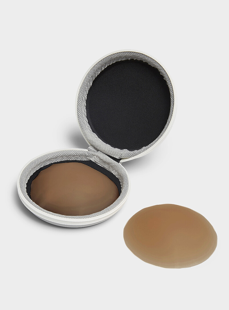 Silicone adhesive nipple covers with case product image (primary)