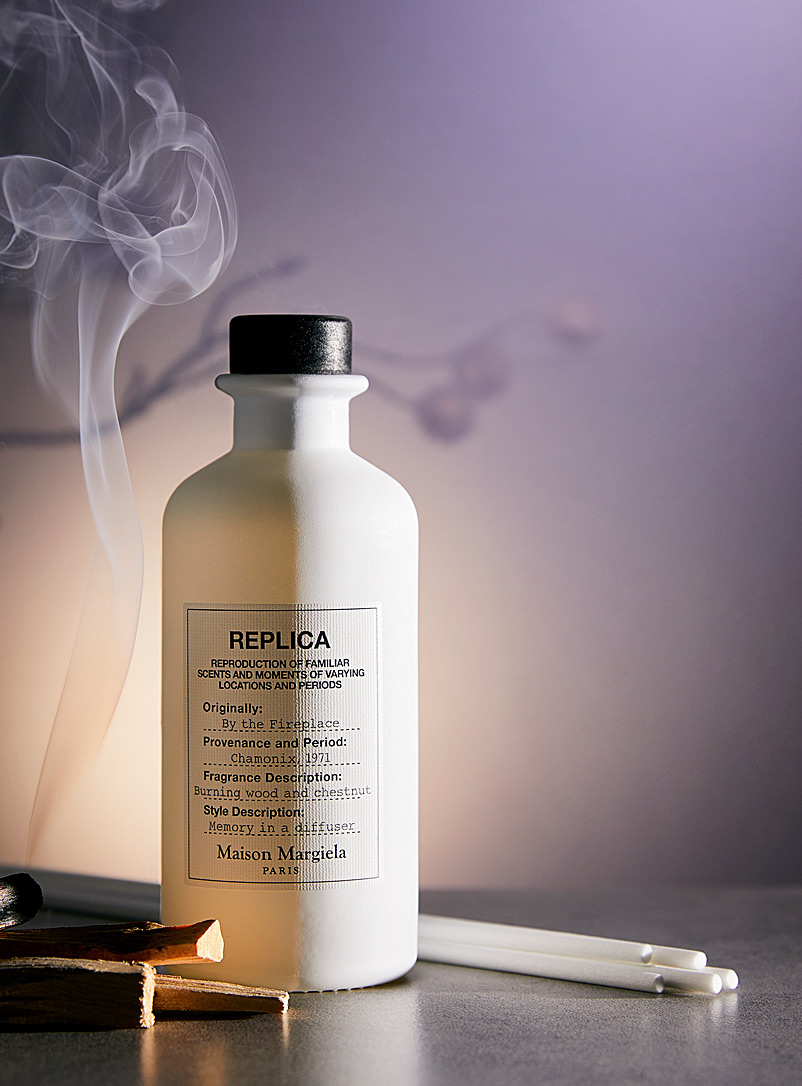 Maison Margiela: Le diffuseur parfumé REPLICA By the Fireplace Blanc pour homme