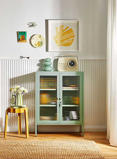 Mustard: Le buffet m&eacute;tallique portes verre The Mixer Ardoise
