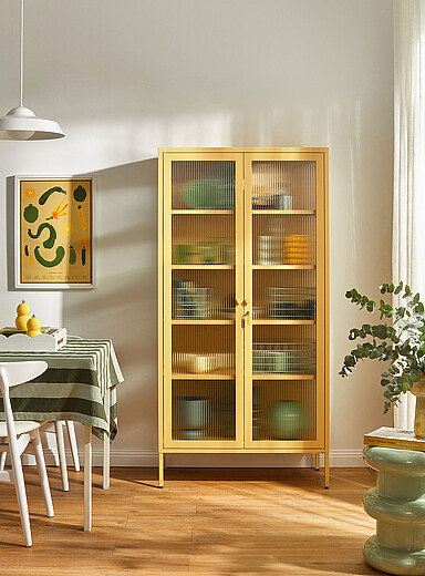 Mustard: L'armoire m&eacute;tallique sur pieds portes verre The Collector Sauge