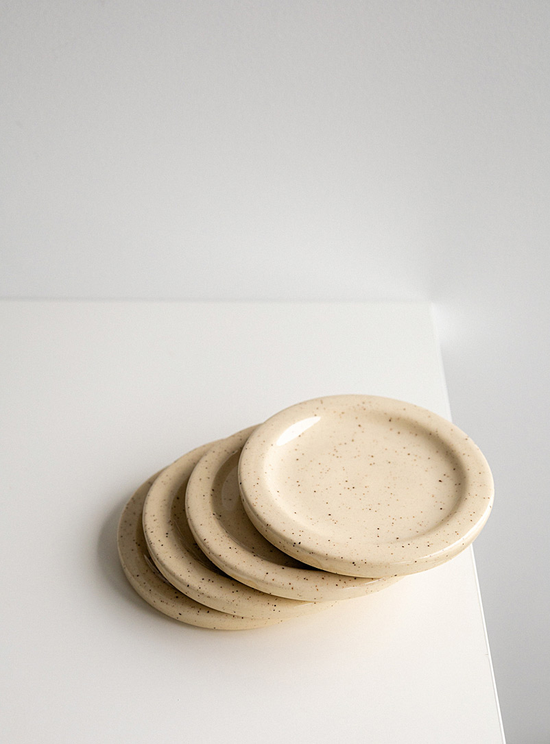 FACE Ivory/Cream Beige Small minimalist ceramic plates Set of 4