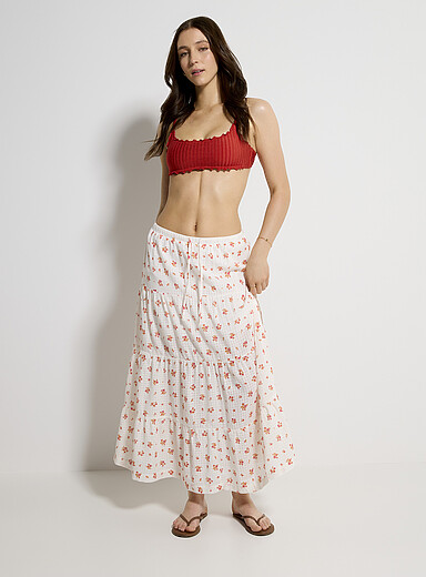 La jupe maxi &eacute;tag&eacute;e vichy floral
