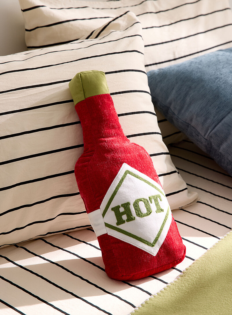 Hot sauce velvety knit cushion 41 x 17 cm product image (primary)