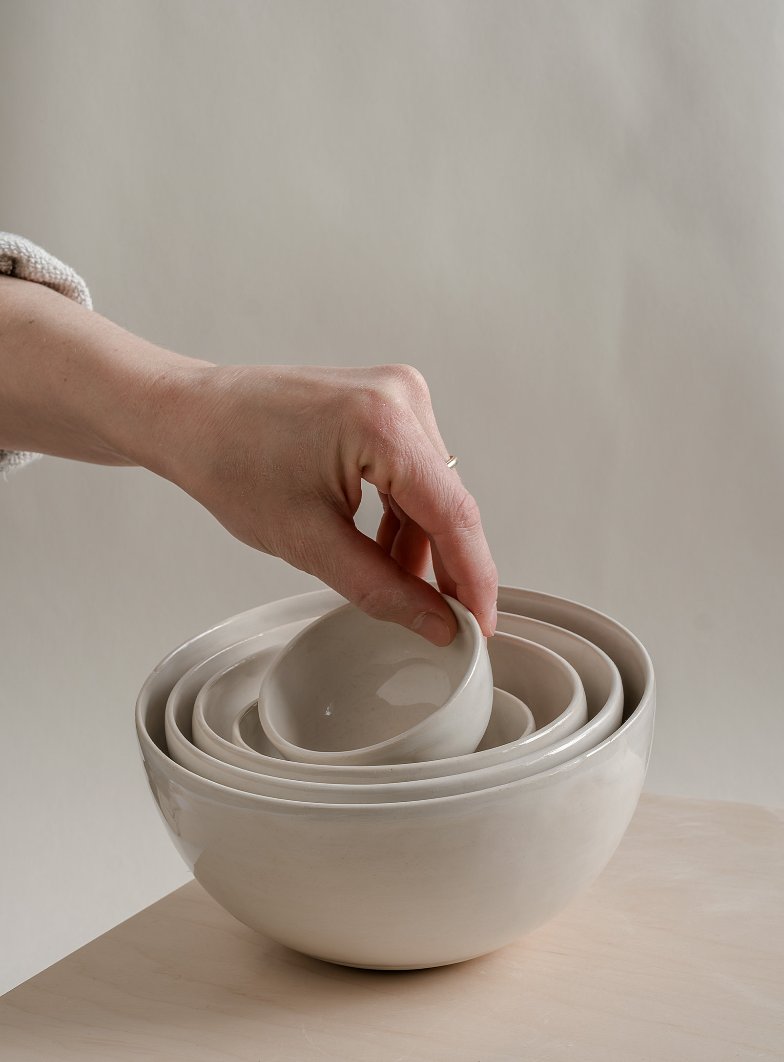 Ceramics by LJM - Glossy stoneware nesting bowls Set of 5