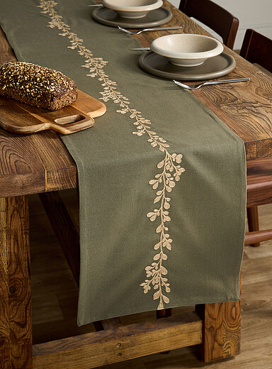 Botanical embroidery pure cotton table runner 35 x 275 cm
