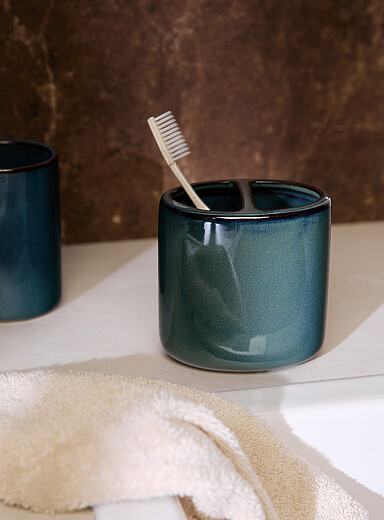  Le porte-brosse &agrave; dents nuances turquoise