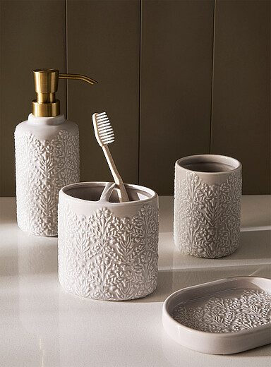 Les accessoires gris v&eacute;g&eacute;tation relief