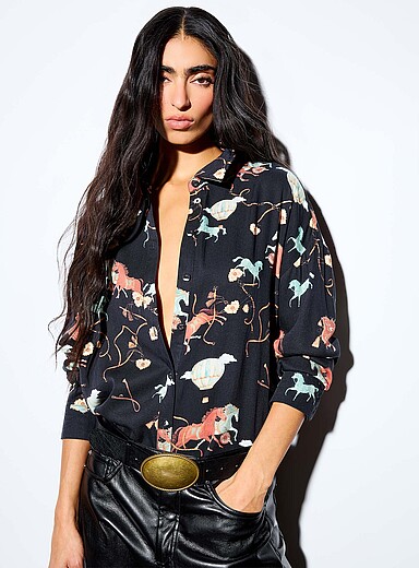 Horses and hot air balloon flowy shirt