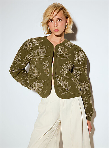 Embroidered leaves lightweight quilted jacket