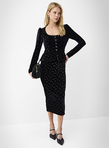 Ic&ocirc;ne Black Small roses soft velvet midi skirt for women