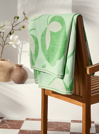 Green apples organic cotton beach towel 86 x 160 cm <b>Live Outside exclusive collection</b>
