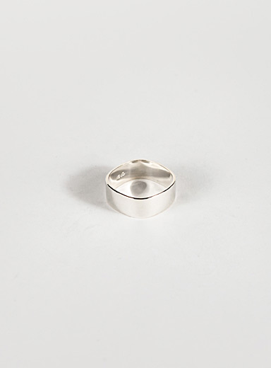Le jonc carr&eacute; plat en argent sterling